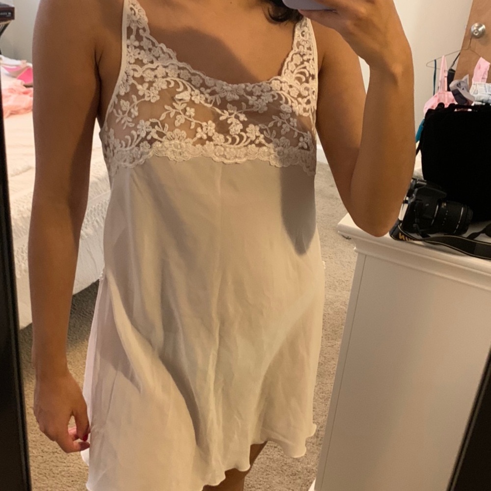 VINTAGE LINGERIE SLIP